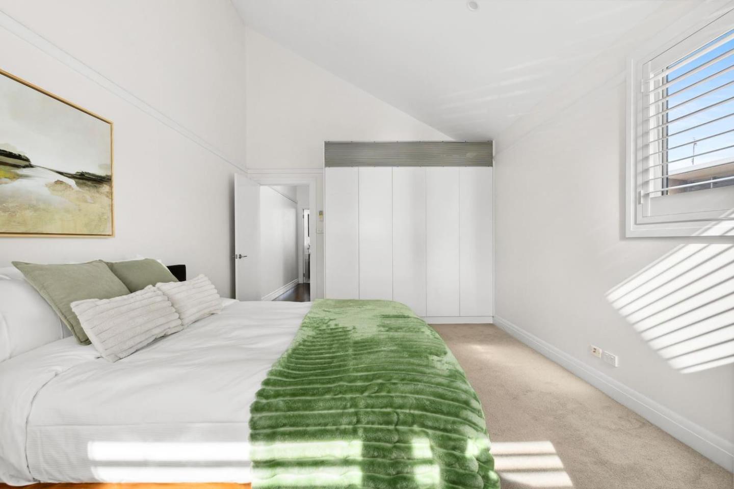Clovelly Gables Classic Seaside Abode Near Bronte *
