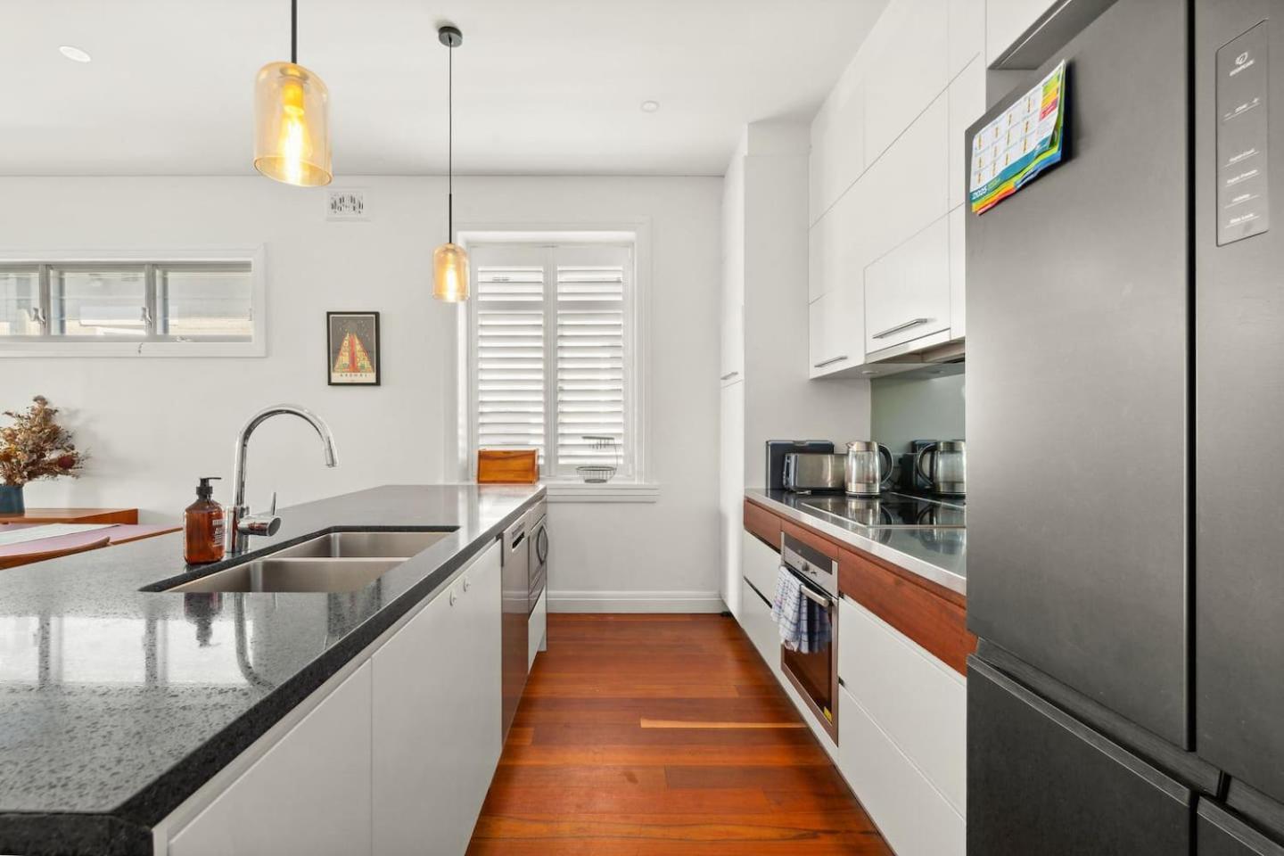 Clovelly Gables Classic Seaside Abode Near Bronte Holiday home